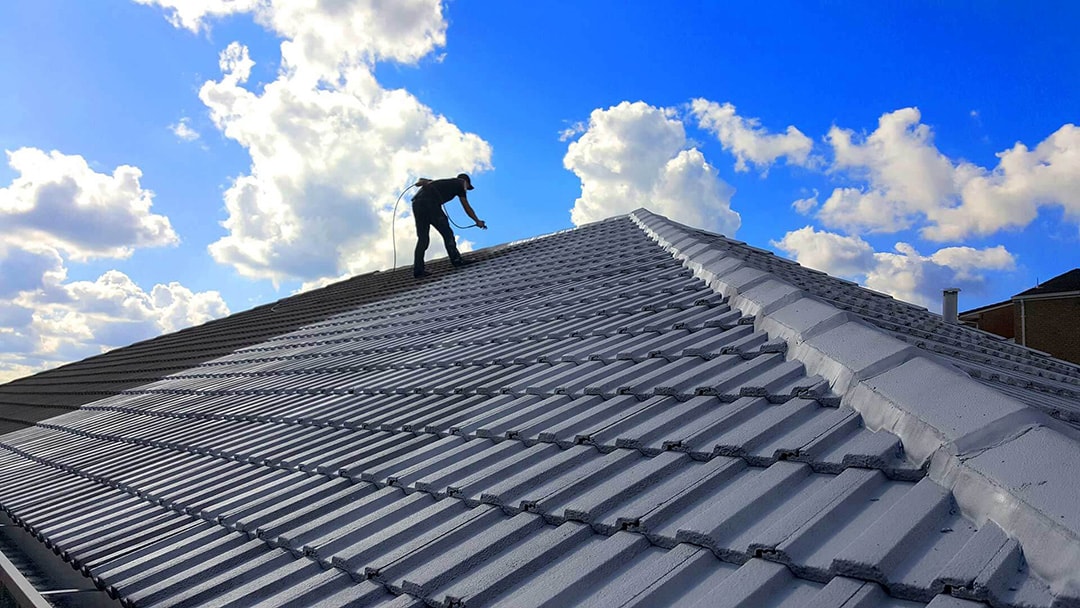 6 Advantages of Hiring A Professional Commercial Roofing Company